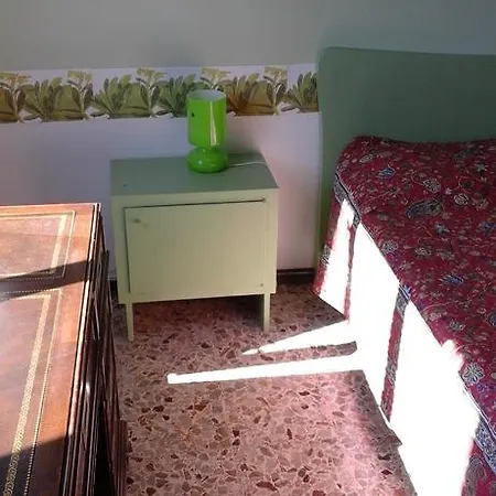 Anacrehome Apartman Milánó